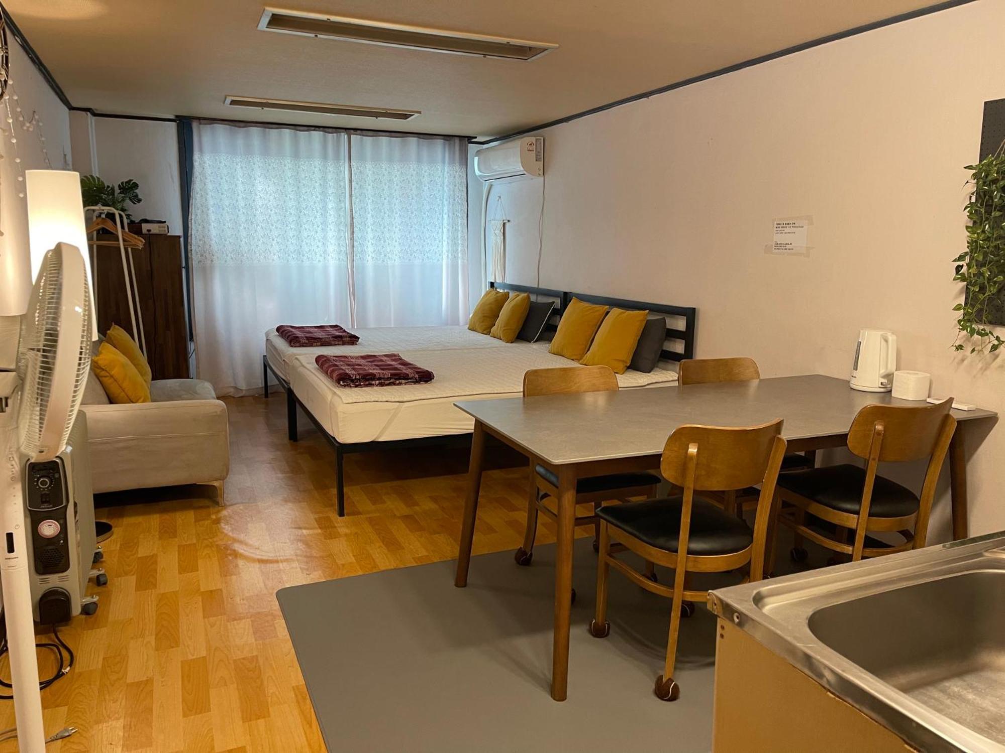 Apartment Gangnam Reasonable Price House *