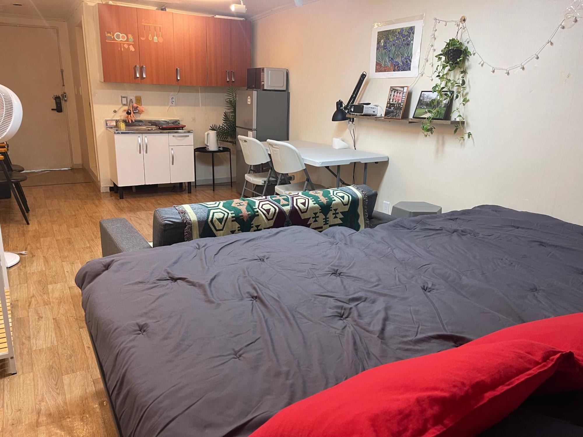 Gangnam Reasonable Price House Apartment Seoul